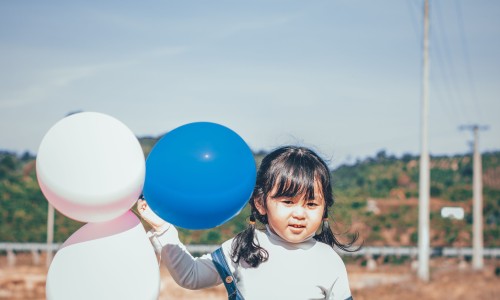 小孩喝鲜牛奶好吗